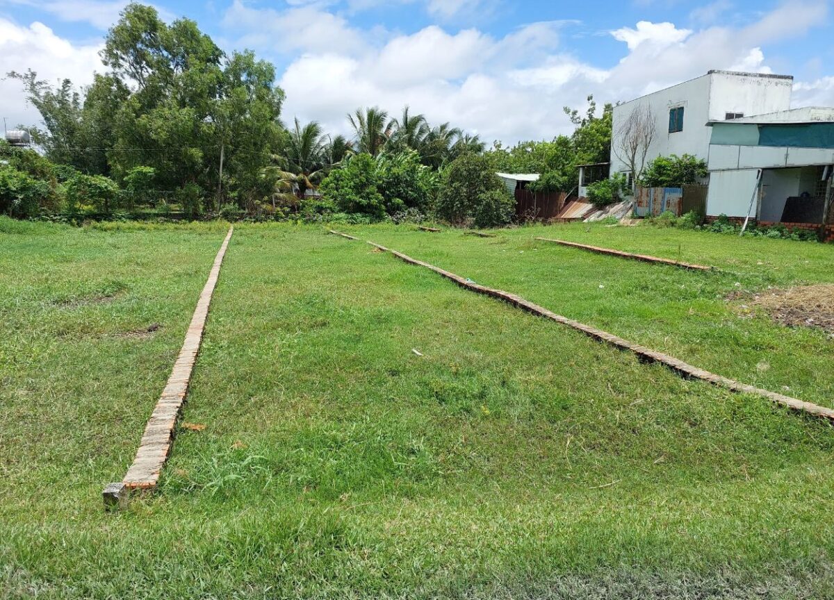 Toàn cảnh lô đất nền số 430, đất thổ cư phân ranh rõ ràng