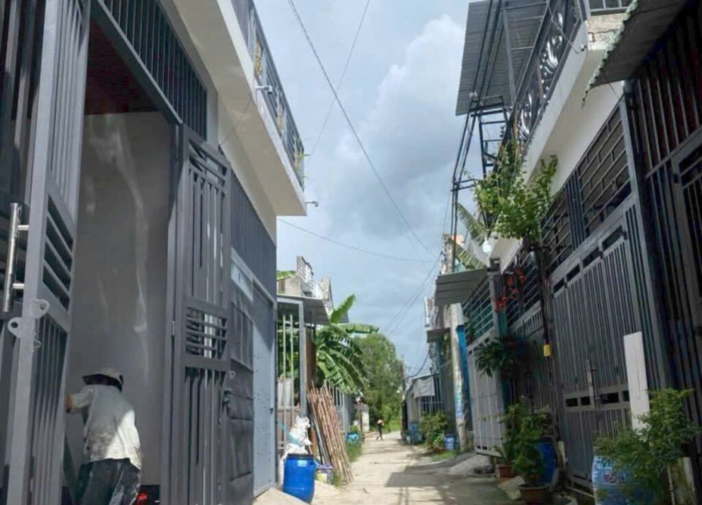 Hẻm trước nhà Bình Mỹ Củ Chi – đường bê tông rộng 4m, khu dân cư yên tĩnh và an ninh